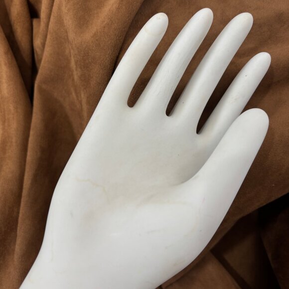 Vintage Porcelain Glove Mold Right Hand Display Sculpture 1979 - Picture 3 of 7